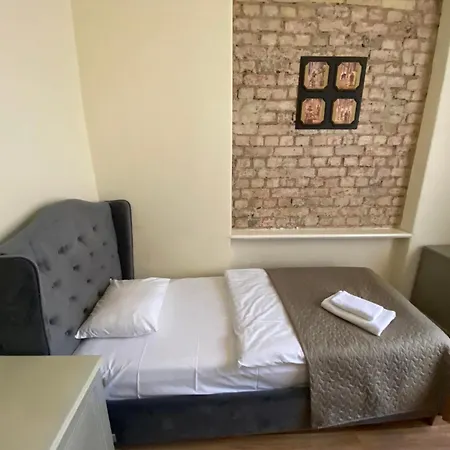 Viktorija Hotel 3*