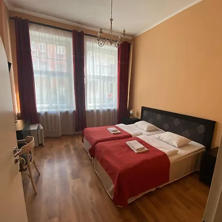 Hotel Viktorija 3*