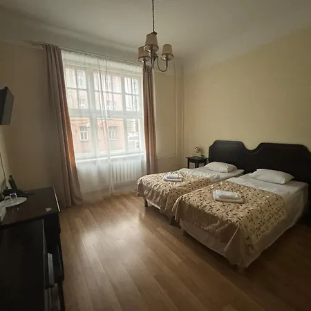 Hotel Viktorija 3*