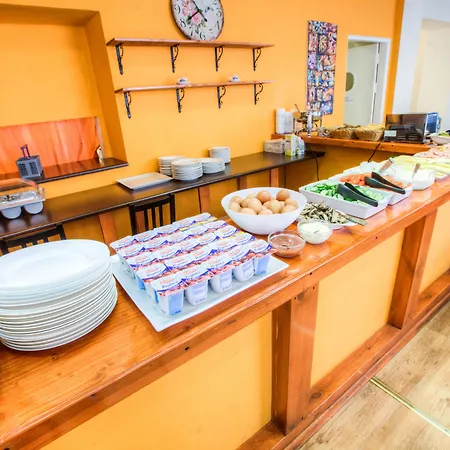 Otel Viktorija 3*