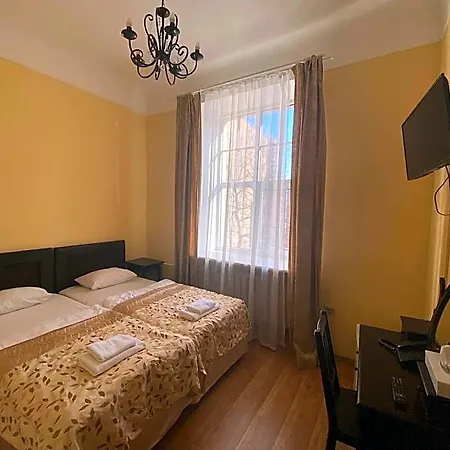 Viktorija Hotel 3*