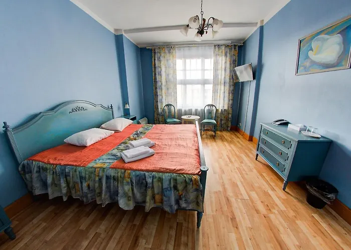 فندق Viktorija 3*